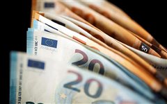 Αυξάνονται οι δικαιούχοι του επιδόματος των 800 ευρώ - Δείτε τη λίστα