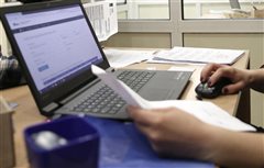 Στις 37.000 οι αιτήσεις των εργαζομένων για τα 800 ευρώ