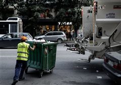 Χωρίς απορριμματοφόρα η Θεσσαλονίκη - κλειστά τα αμαξοστάσια