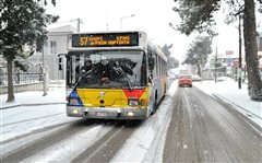 Τα προβλήματα του ΟΑΣΘ με τα χιόνια σήμερα Δευτέρα